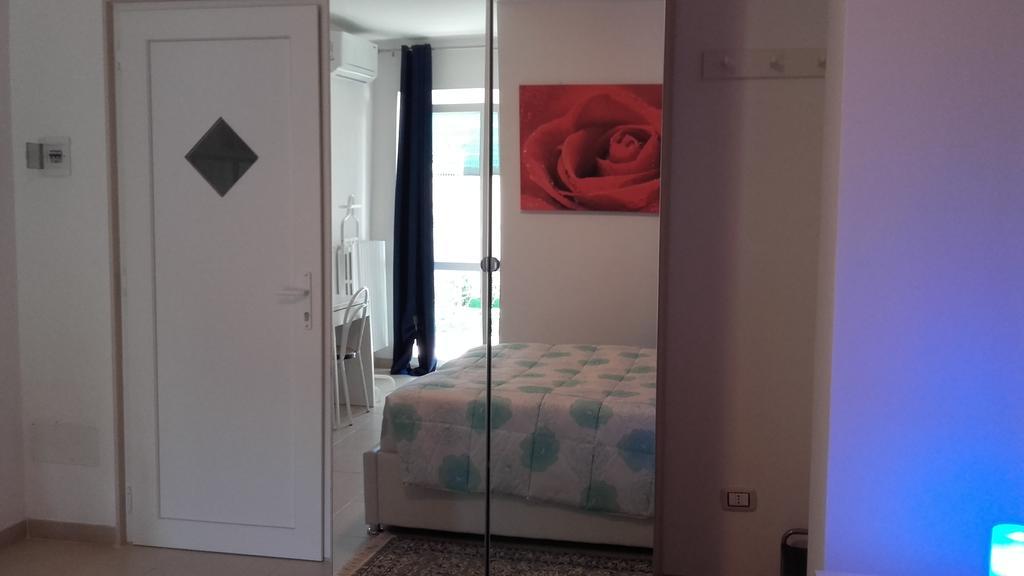 Le Tre Rose Bed & Breakfast Casamassima Exterior foto